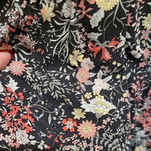 Reitmans floral sun dress with double straps and tie waist. US Medium. - Picture 12 of 12